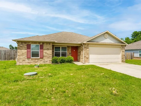 3814 Rosebud Ln, Springdale, AR 72764