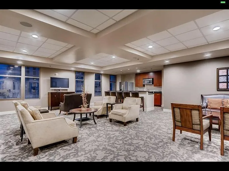 565 Peachtree St NE #1104 — Photo 20