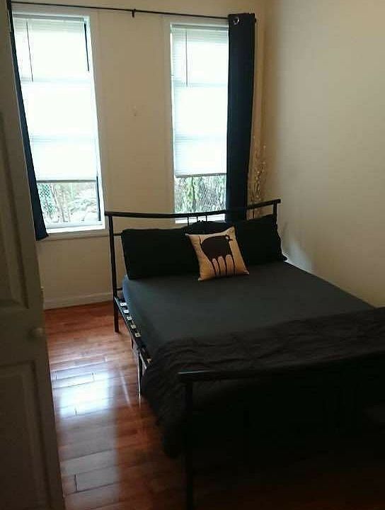 1st image of 3020 43rd St APT 1R