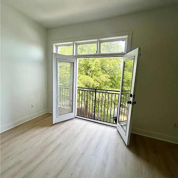 502 Pryor St SW #317 — Photo 5