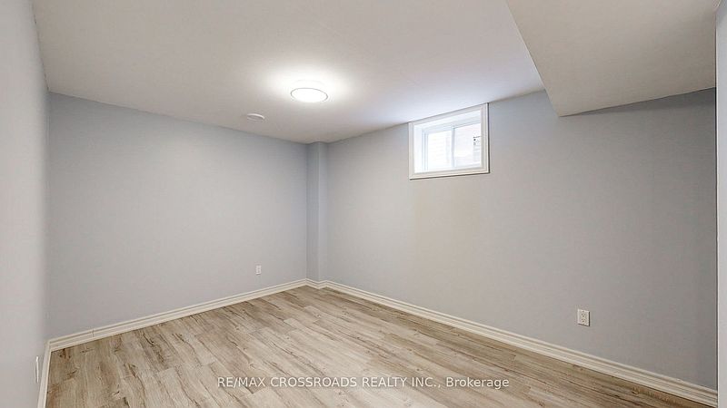 Ajax House for rent - 2 Bedrooms — photo 16