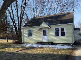 2210 Bloomington Rd, East Peoria, IL 61611