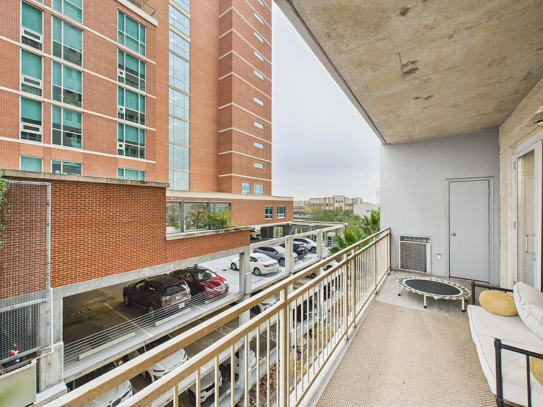 2520 Robinhood St #506 — Photo 38