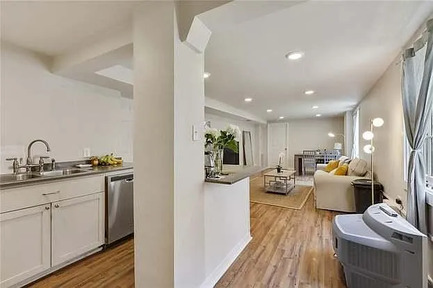 3 bed, 1200 sqft, $3,600 — Photo 4