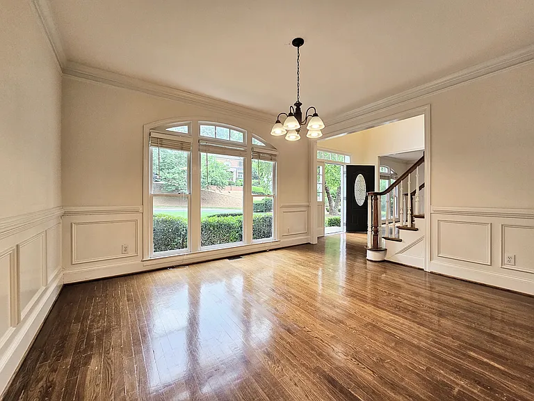 7335 Craigleith Dr — Photo 15