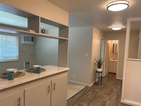 3rd image of 2941 Marconi Ave APT 31