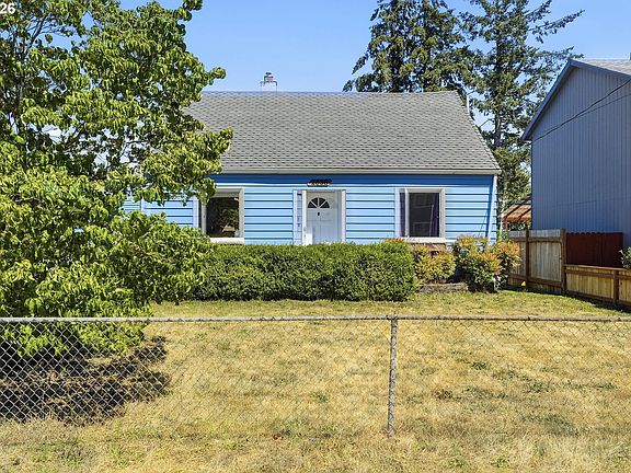 4th image of 2638 SE 118th Ave