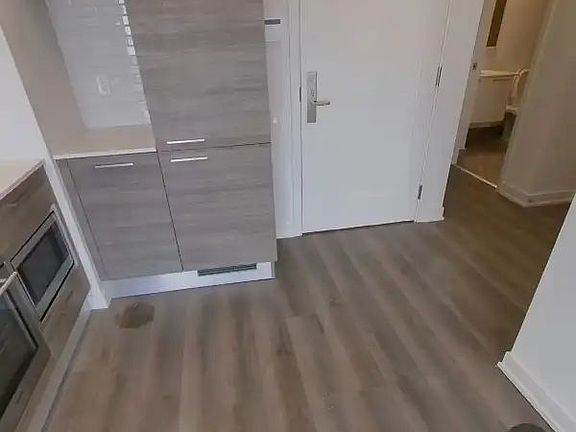 5th image of 3 Gloucester St #3103