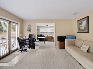 3217 Cormorant Dr, Jacksonville, FL 32223