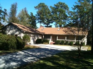 225 Ravenswood Rd, Hampstead, NC 28443