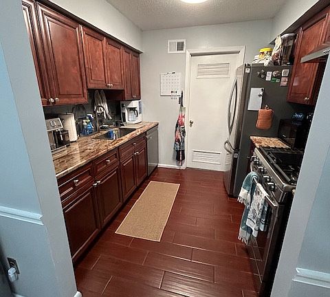 Kitchen - newly renovated