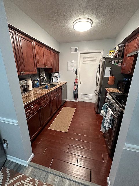 Kitchen - newly renovated