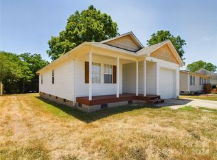 1211 N College Ave, Newton, NC 28658