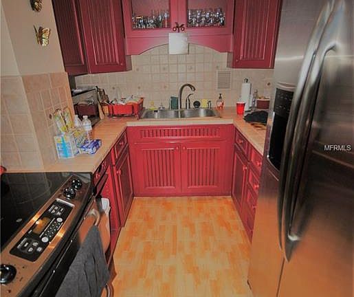 5th image of 880 Mandalay Ave APT S405