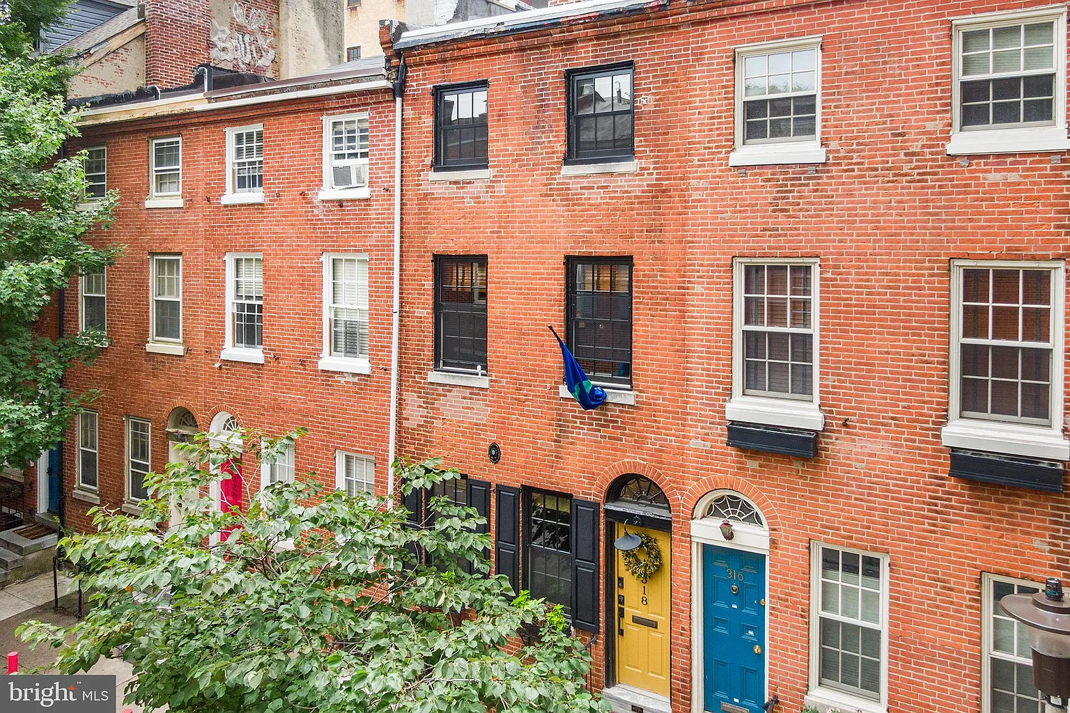 318 S Juniper St photo 1