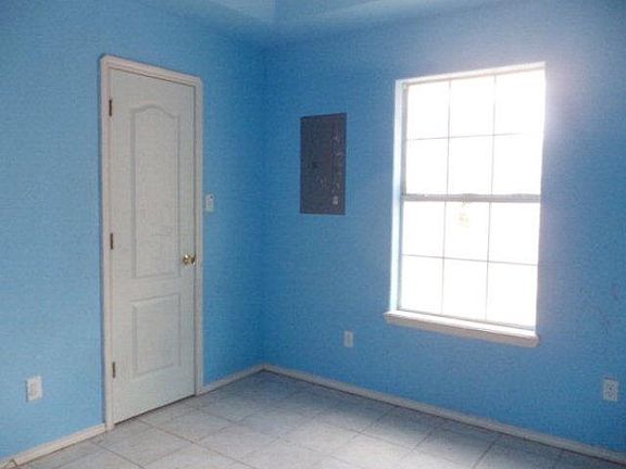 2nd image of 125 E Greg Dr