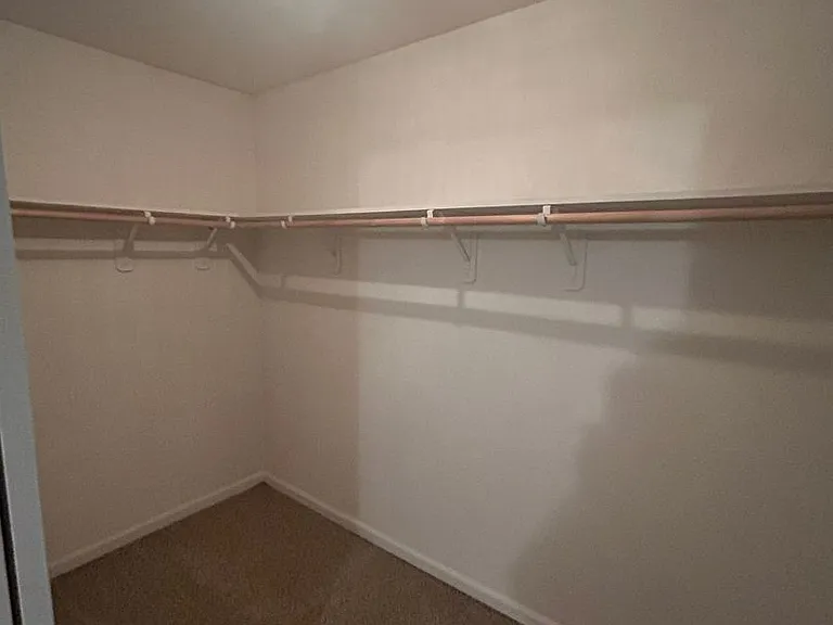 2416 Glacier Way — Photo 8