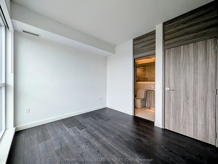 75 Billes Hts #902 — Photo 10