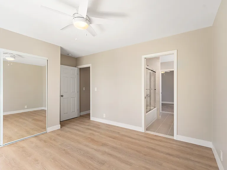 4020 Fond Du Lac Ave — Photo 16