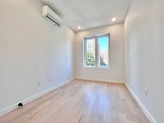 Rented by Doorway NYC, LLC