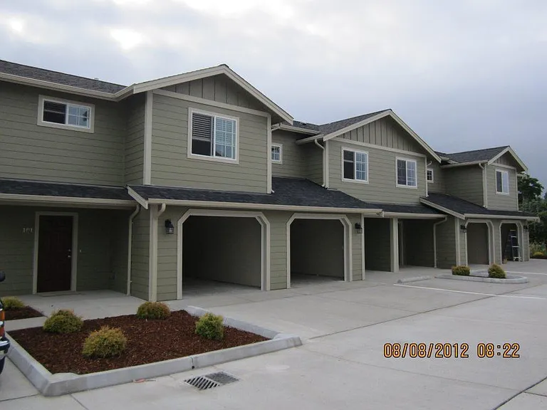SI2164 — Photo 1