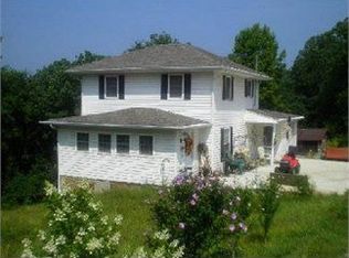 5 Lynch Rdg, Walton, WV 25286