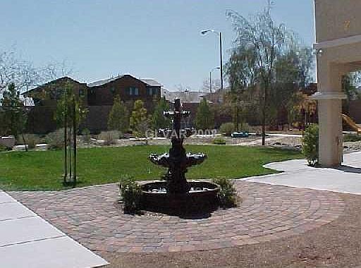 Fountain and pavers