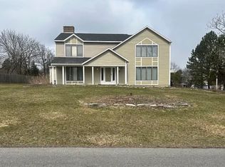8247 Drinkwater Ln, Manlius, NY 13104