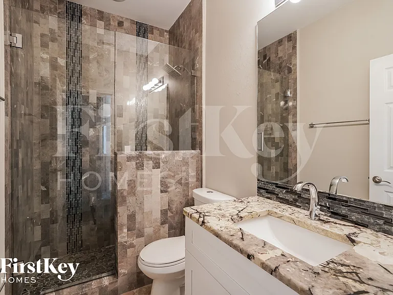 4116 SW 16th Pl — Photo 14