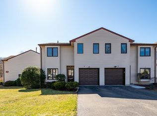 14 Orange Dr, Marlboro, NJ 07746