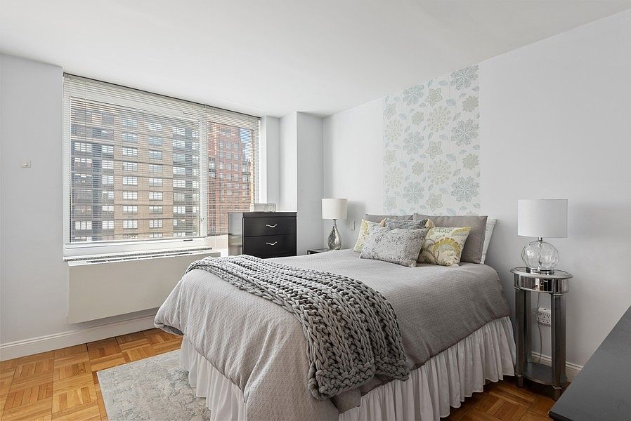 1st image of 217 E 96th St APT 29F