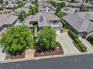 1606 E Shadow Creek Dr, Fresno, CA