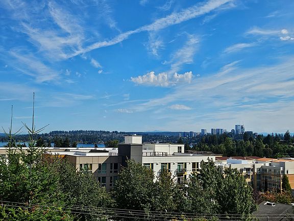4th image of 2805 75th Pl SE #33