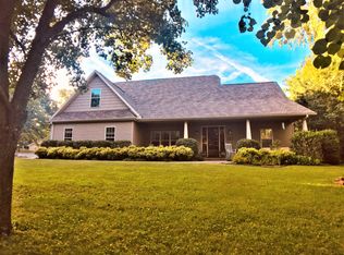 820 E Ash St, Fayetteville, AR 72703