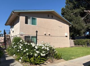 1051 Walnut St APT Q, Tustin, CA 92780