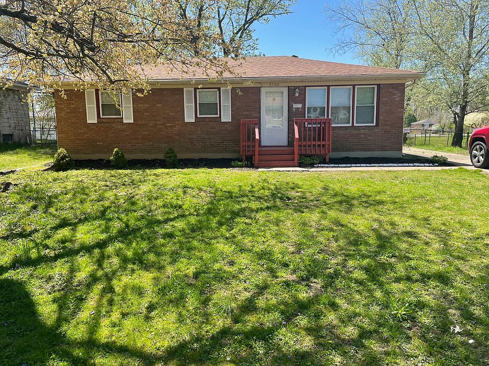 1st image of 5700 Tamarack Ln