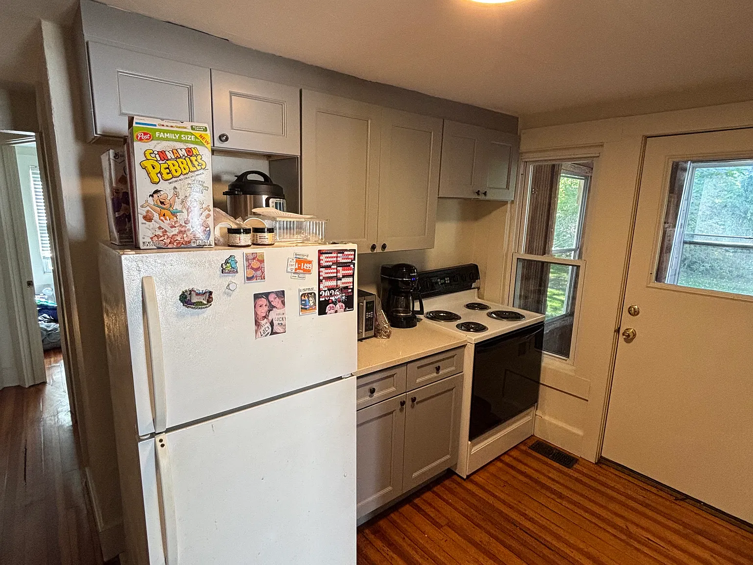 3 bed, $3,300 — Photo 2