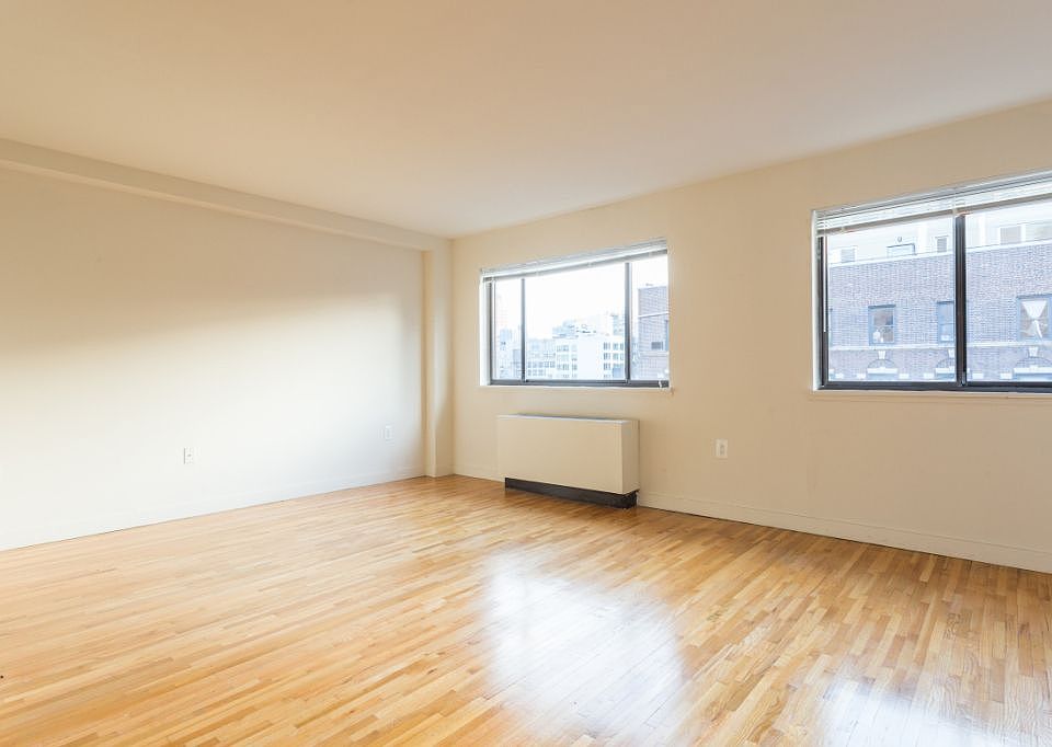 1st image of 309 W 30th St APT 6B