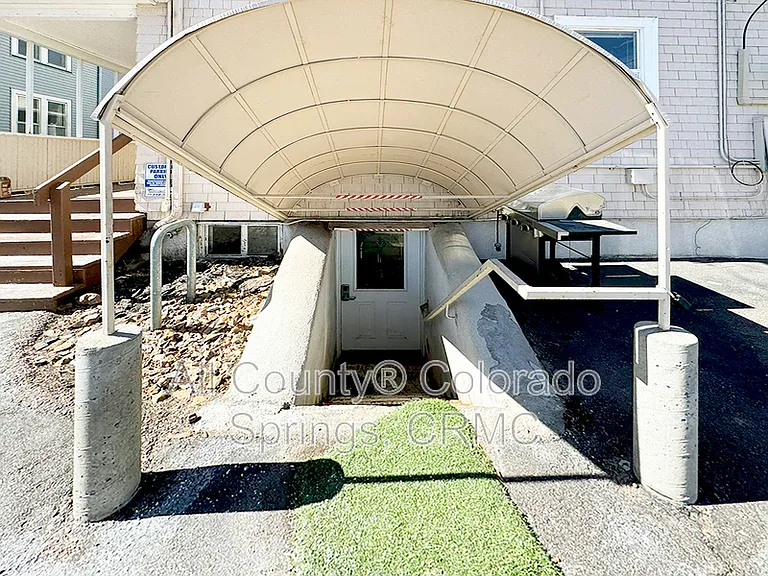 815 N Nevada Ave #205 — Photo 20
