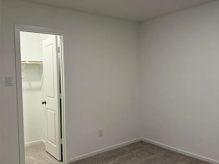 3148 Sunset Glory Dr — Photo 2
