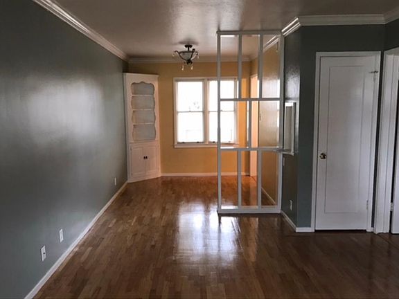 2nd image of 1211 Bellevue Ave APT 2