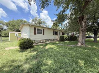 319 S 6th St, Towanda, KS 67144