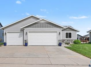 4004 S Infield Ave, Sioux Falls, SD 57110