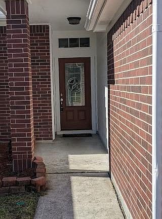 3rd image of 14019 Fair Glade Ln
