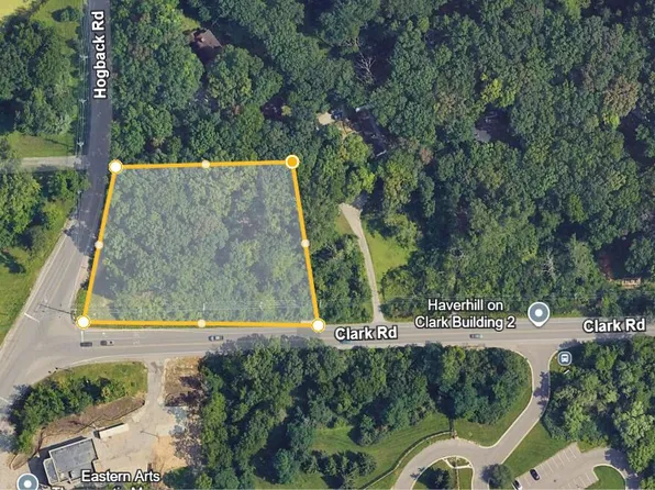 4031 Clark Rd, Ann Arbor, MI 48105
