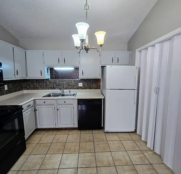 3703 Squaw Valley Dr SW #B — Photo 3