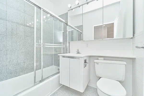 Rented by Living New York | media 56