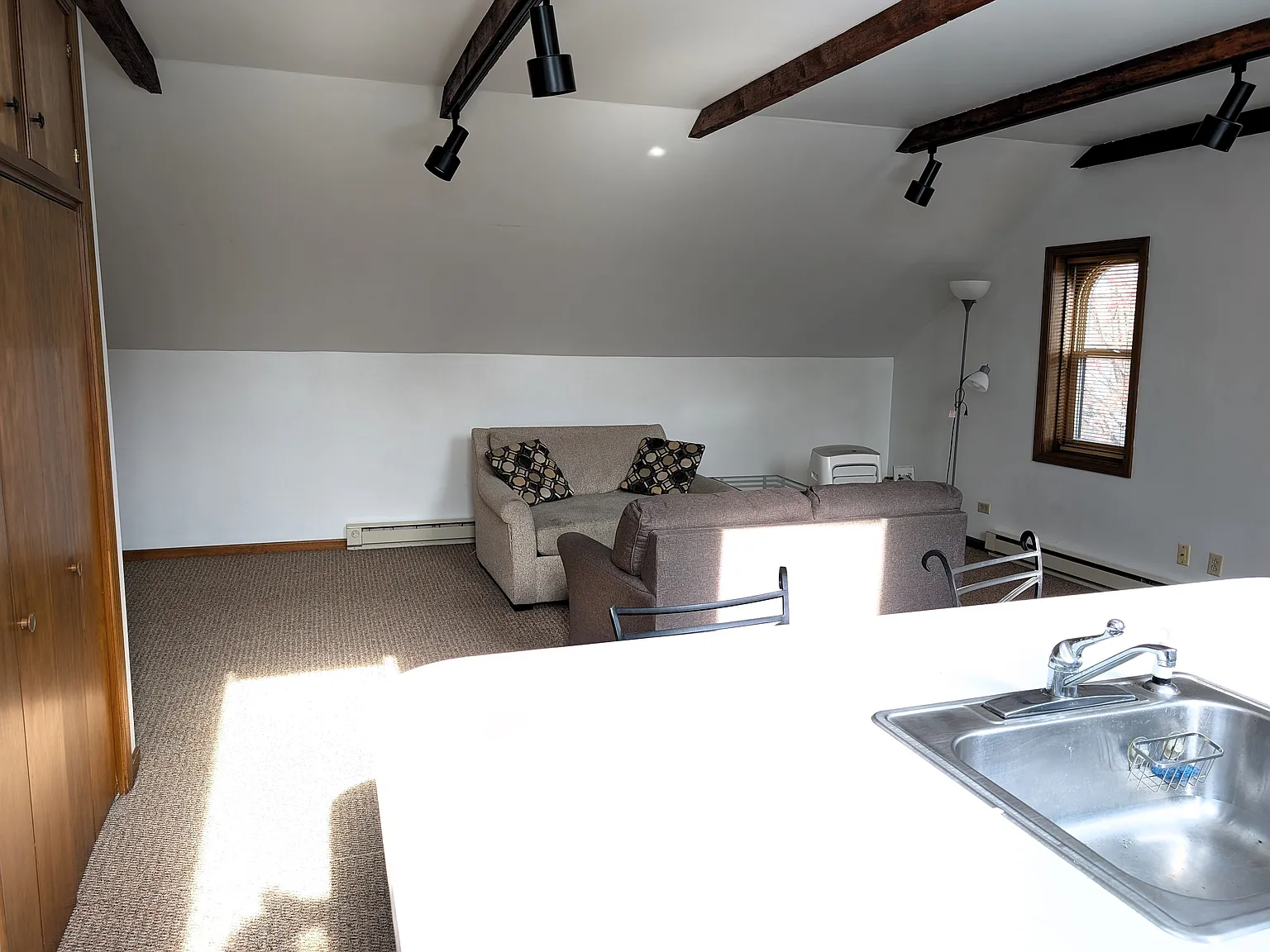 Studio, 518 sqft, $1,095 — Photo 3