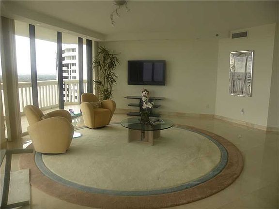 2nd image of 2000 Island Blvd APT 2807