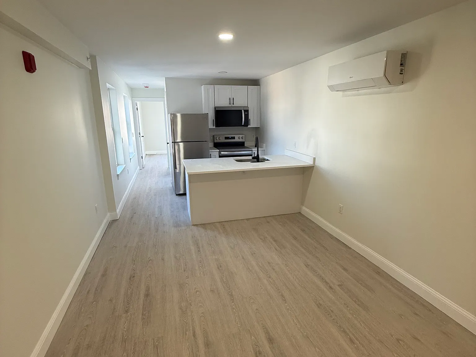 1 bed, 700 sqft, $1,850 — Photo 4